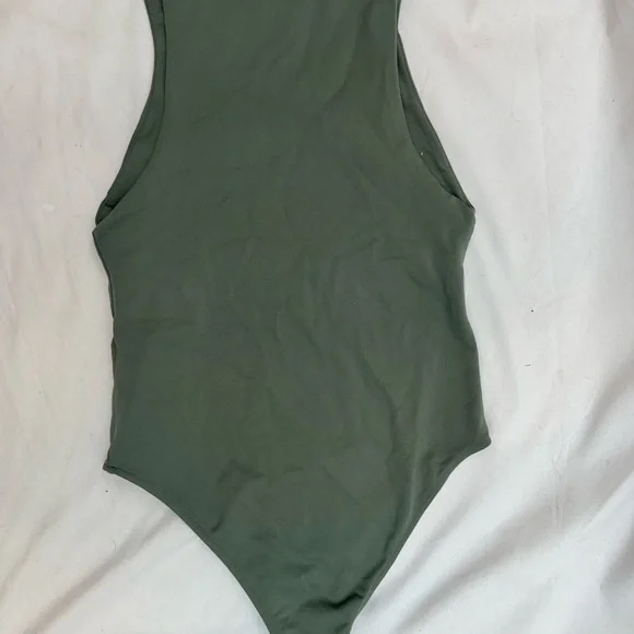 Zara Army Green Scoop Neck Bodysuit S - Picture 3 of 3